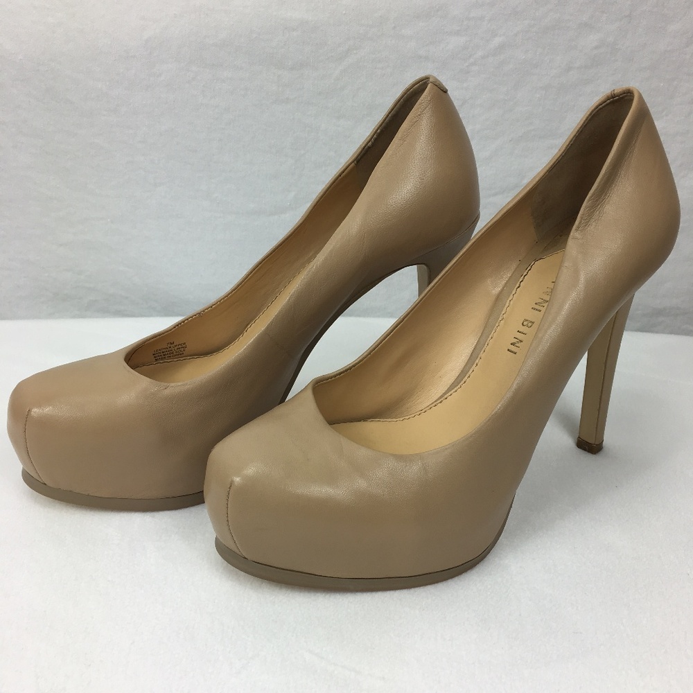 GIANNI BINI Beige / tan platform pump / heels - SZ 7